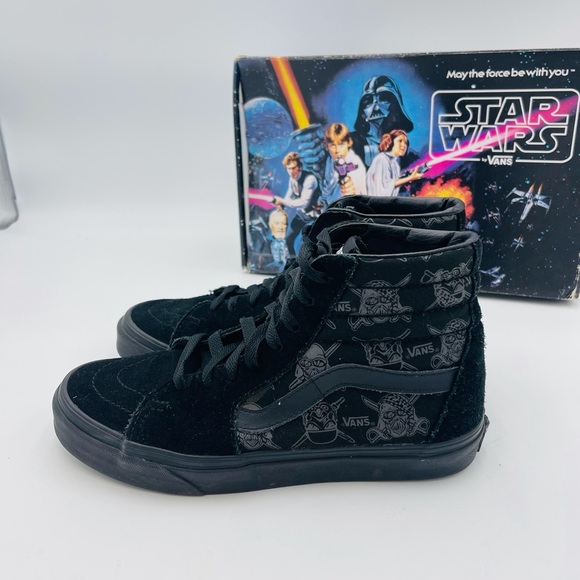 VANS LIMITED EDITION BLACK ON BLACK Sk8-HI STAR WARS DARKSIDE HIGH TOO SNEAKERS - Picture 6 of 12